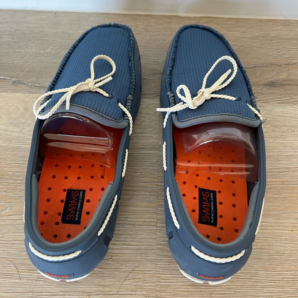 Mens swims size 7